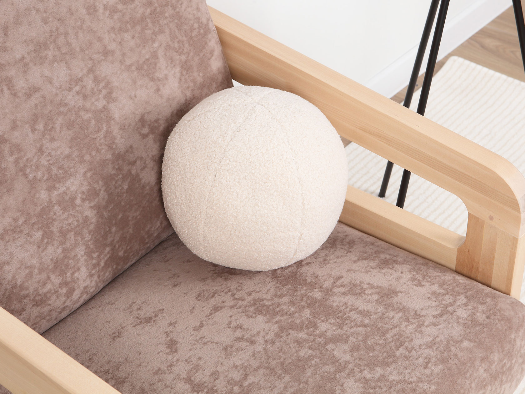 Декоративная подушка Шар фото 1